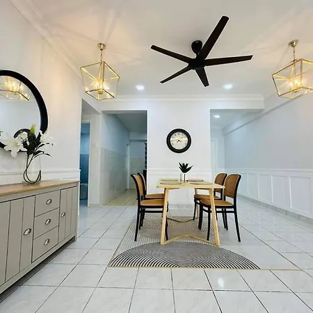 Rumah Rehat 3 Bedrooms Bangi Kajang Exterior photo